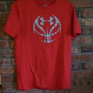 Boys Under Armour t-shirt